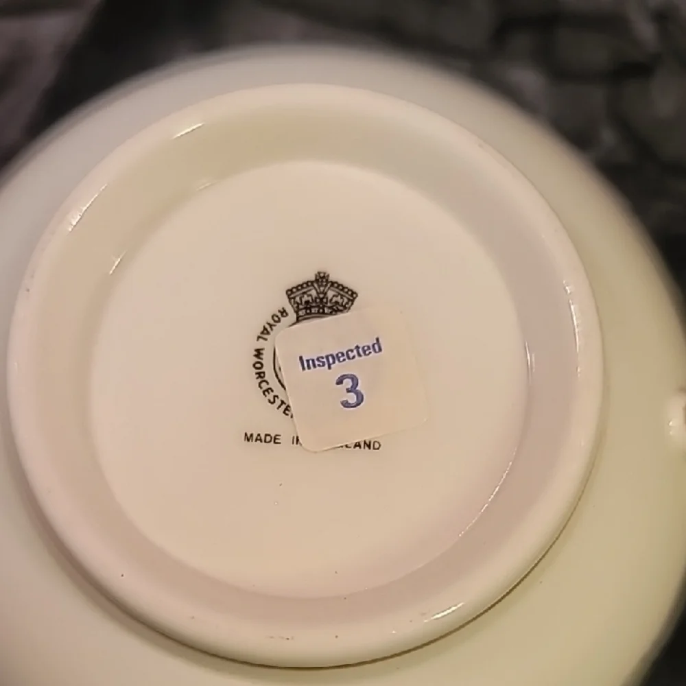 0793. Royal Worcester ~ Cream & Gold ~ Fishing Motif ~ VIP ~Tea Cup Set ~ GIFT?